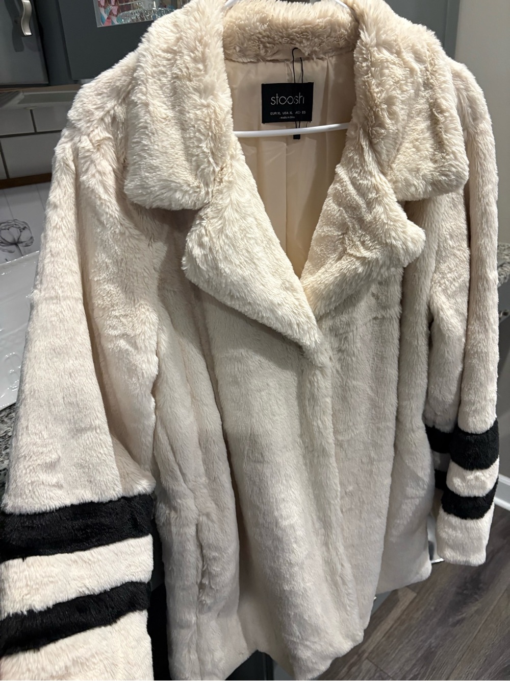 Stoosh Cream Faux Fur Coat with Black Sleeve Stripes - Picture 2 of 7